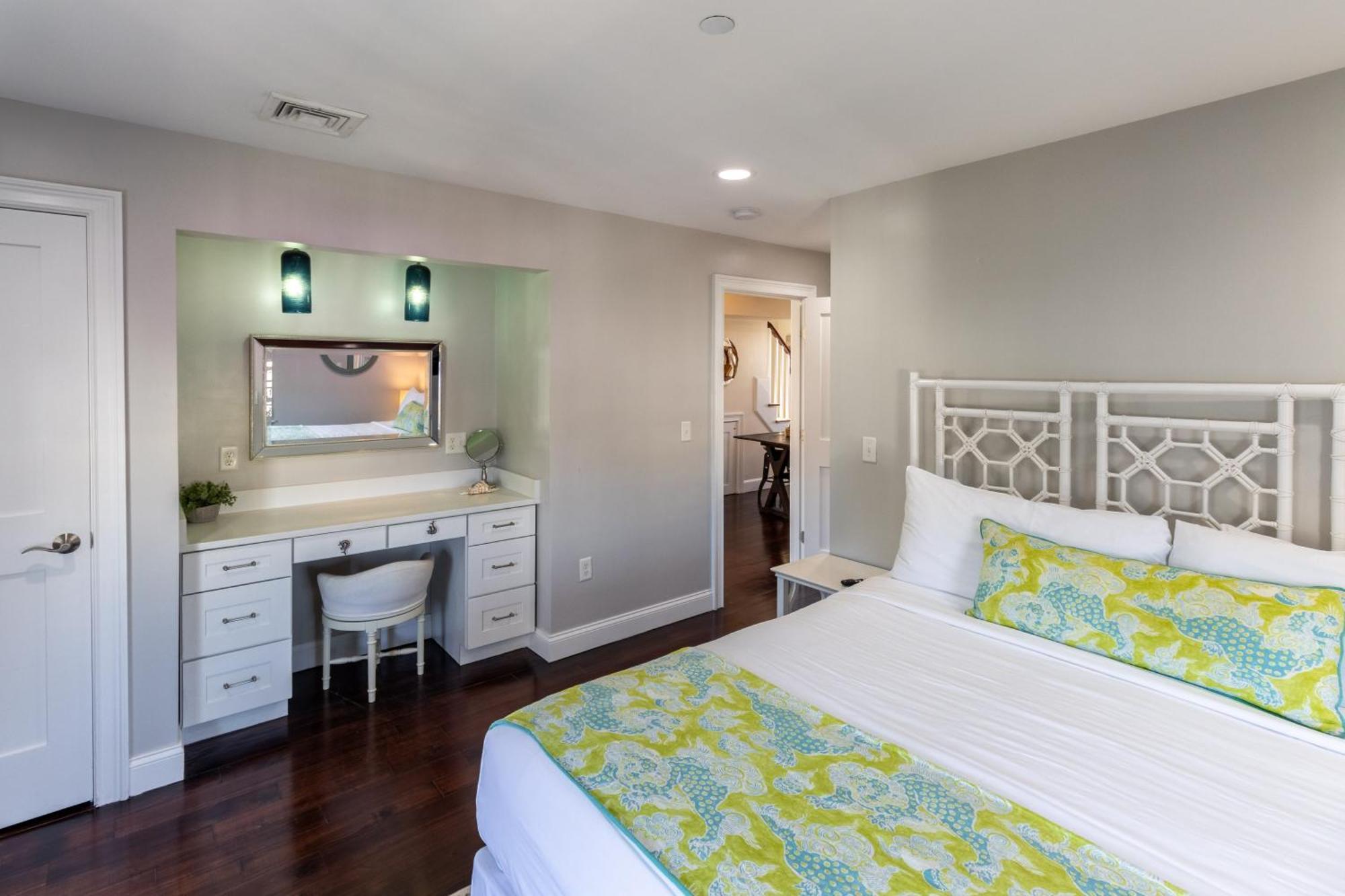 Apartament The Newport Lofts - 617 Thames Street Zewnętrze zdjęcie