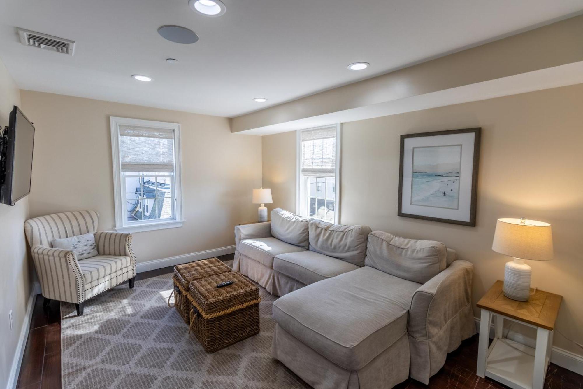 Apartament The Newport Lofts - 617 Thames Street Zewnętrze zdjęcie
