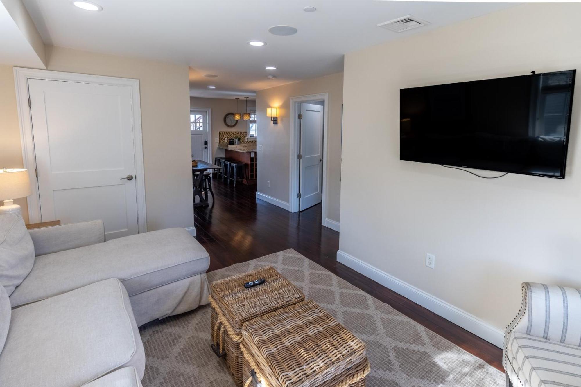 Apartament The Newport Lofts - 617 Thames Street Zewnętrze zdjęcie